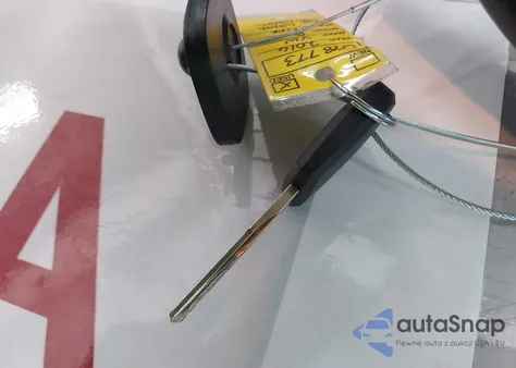 2014 Volkswagen Passat 1.8T Sport from USA, damaged, VIN 1VWBT7A38EC078773